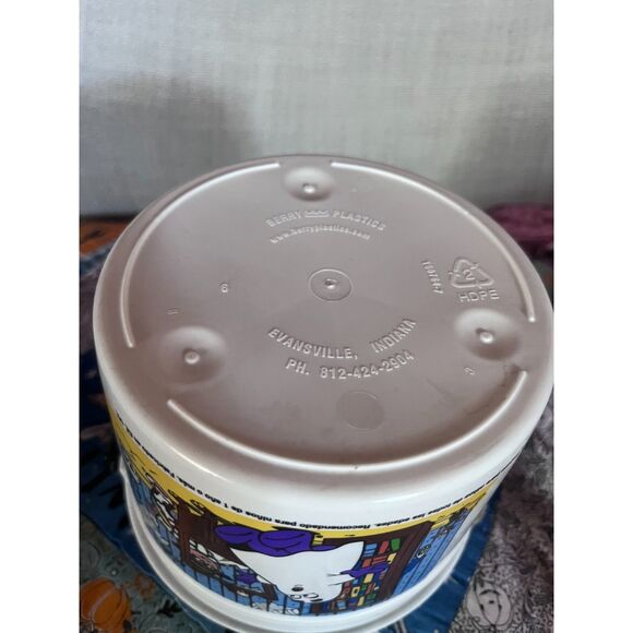 Vintage 2001 McDonald's Halloween Boo Bucket - Picture 9 of 10